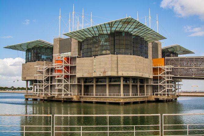Half Day Tour to Modern Lisbon - Getting started: pickup, WiFi, and how the 4-hour rhythm works