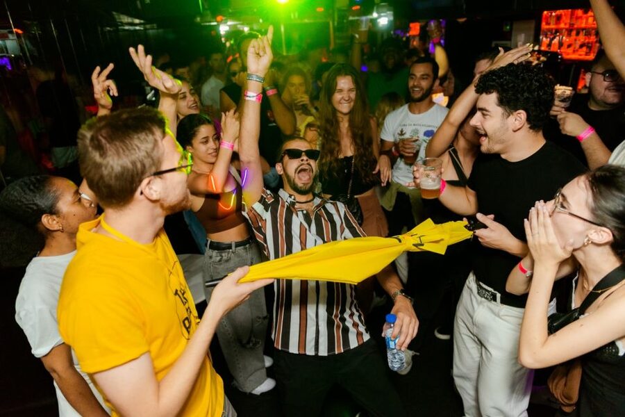 Halloween Haunts: Lisbon Pub Crawl Experience - Price and value: how $29 stacks up in Lisbon