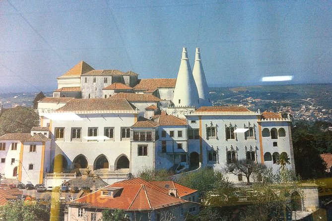 Heritage and Nature ECAR GPS/Audioguide EN ES FR IT DE DU - A talking car that keeps your Sintra day on track