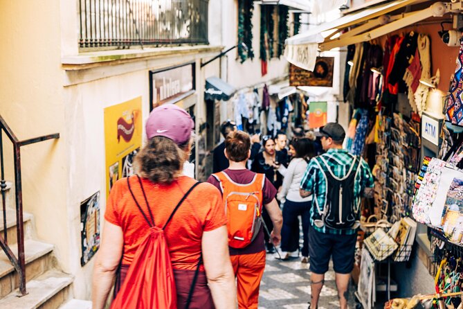 Hike in Sintra: Pena Palace, Moorish Castle, Quinta da Regaleira - Why this Sintra route feels smarter than a basic day trip