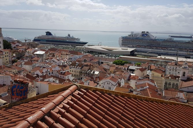 Historic Tuk Tour 1h30 - Lisbon Cathedral and the Portugal symbolism you can actually spot