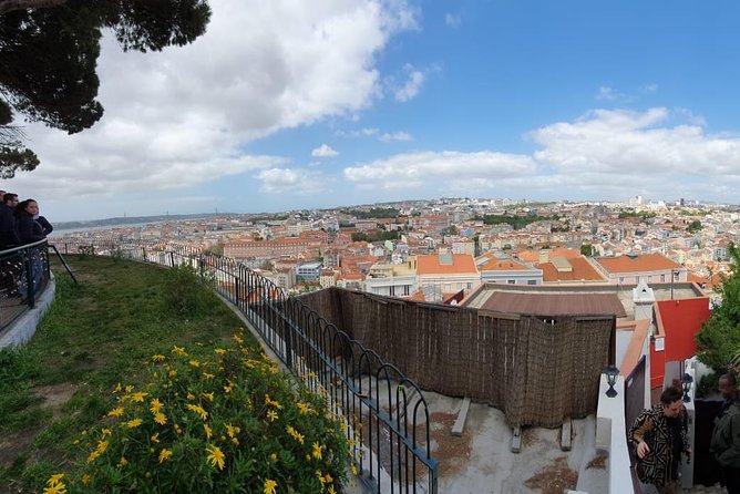 Historic Tuk Tour 1h30 - Baixa de Lisboa: your easy first circuit through the city center