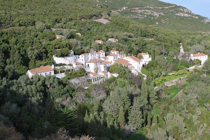 Historical and Natural Arrábida: Private Tour from Lisbon - Azeitão stop: wine and cheese time that fits your morning
