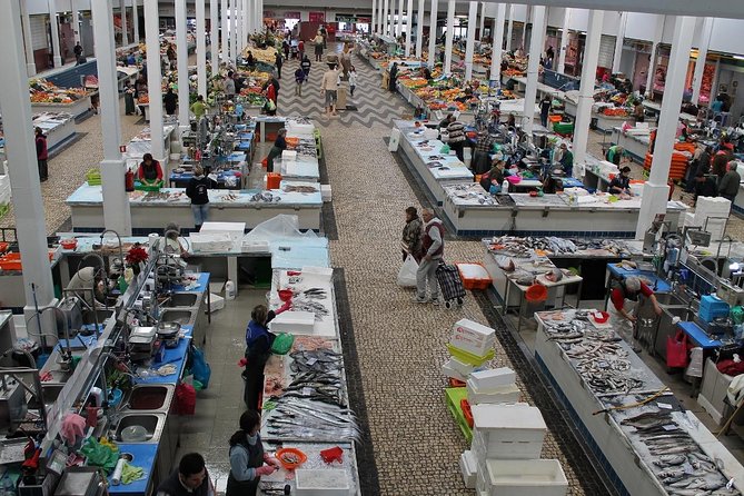 Historical and Natural Arrábida: Private Tour from Lisbon - Mercado do Livramento in Setúbal: azulejos, sardines, and the real smell of seafood
