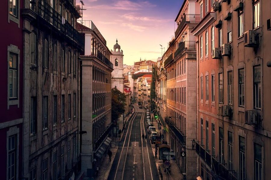 Historical Tuk Tuk Tour, Viewpoints and Old Neighborhoods - Graça street art and the next panorama: built for quick city context