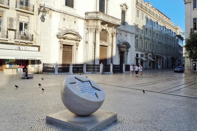 Jewish Lisbon Private Tours - Alfama’s narrow streets: the oldest traditional neighborhood angle