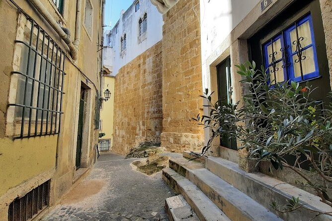 Jewish Lisbon Private Tours - Bairro Alto and Judiaria da Pedreira: the third Jewish quarter feel