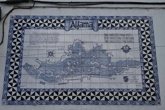 Jewish Sephardic history in Lisbon - Rossio Square and the Pedro IV column: where symbols replace vanished places