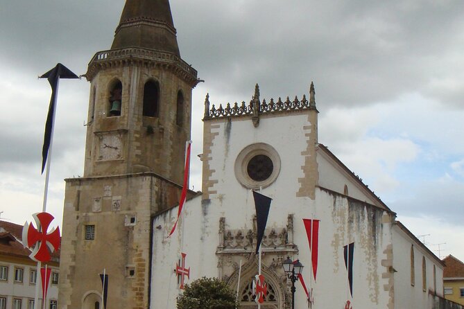 Knight Templar's order in Portugal - private tour - Tomar on foot: bridge, civic buildings, and Saint John the Baptist