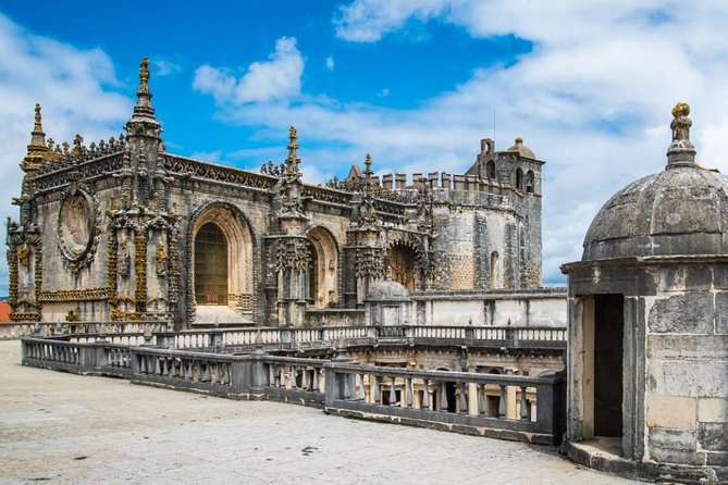 Knight Templars Private Day Tour FROM LISBON - Almourol Castle and Tomar - Lunch, weather flexibility, and how your guide can help