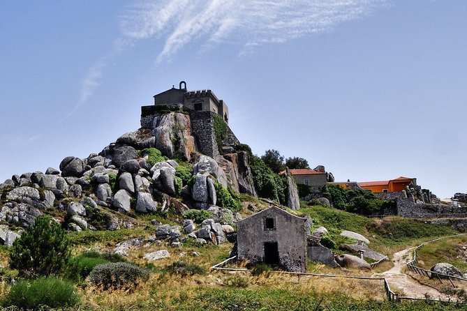 Know Sintra through the eyes of a local archeologist private tour - Private archaeology in Sintra: why this format works