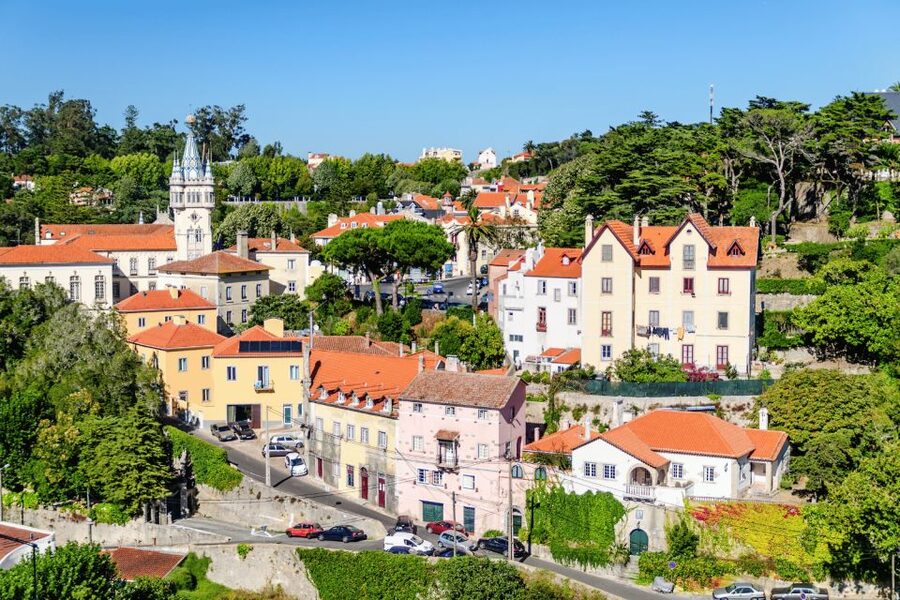 Lisboa: Sintra, Pena Palace, Cascais and Cabo da Roca - Cascais: Riviera views, a marina moment, and a restored fort stop