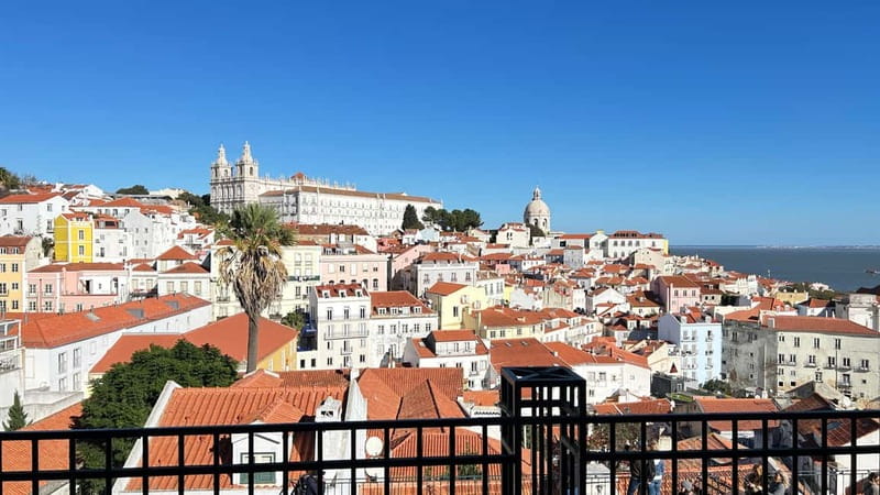 Lisboa: Tuk Tuk ride in Alfama & pick-up you at the hotel. - Why a vintage Piaggio tuk tuk is the right way to see Alfama fast