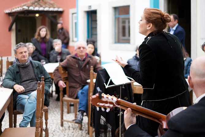 LisboaLove Fado - Your evening flow: pre-show context, then a 40-minute Amália tribute