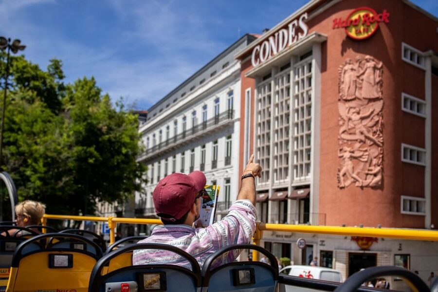 Lisbon: 1-or 2-Day Hop-On Hop-Off Bus Tour - Why this Lisbon bus tour works (even when your plans change)