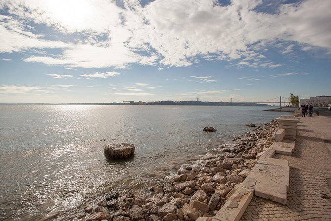Lisbon 2 Hour from Lisbon City Center to Belém - Private - Alcântara-Mar: where the city slows down