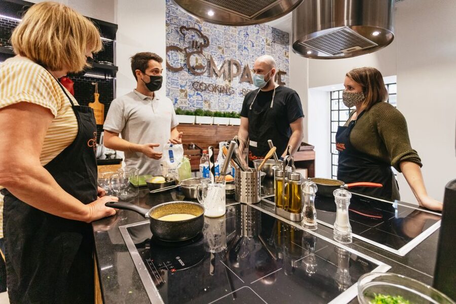 Lisbon: 2-Hour Pastel de Nata Cooking Class - Pastel de Nata in Lisbon: a simple class with a very specific goal