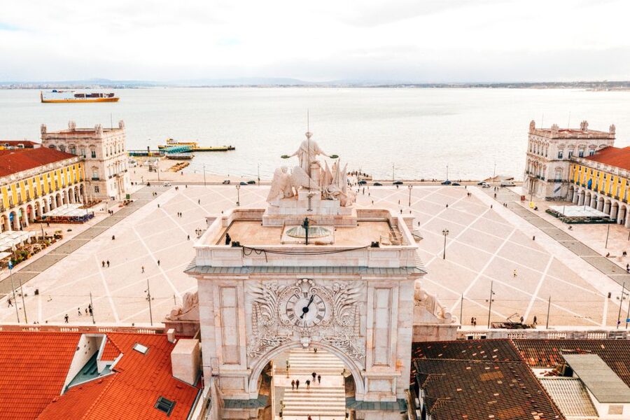 Lisbon: 2-Hour Private City Highlights Kickstart Tour - Carmo Convent ruins with skip-the-line tickets