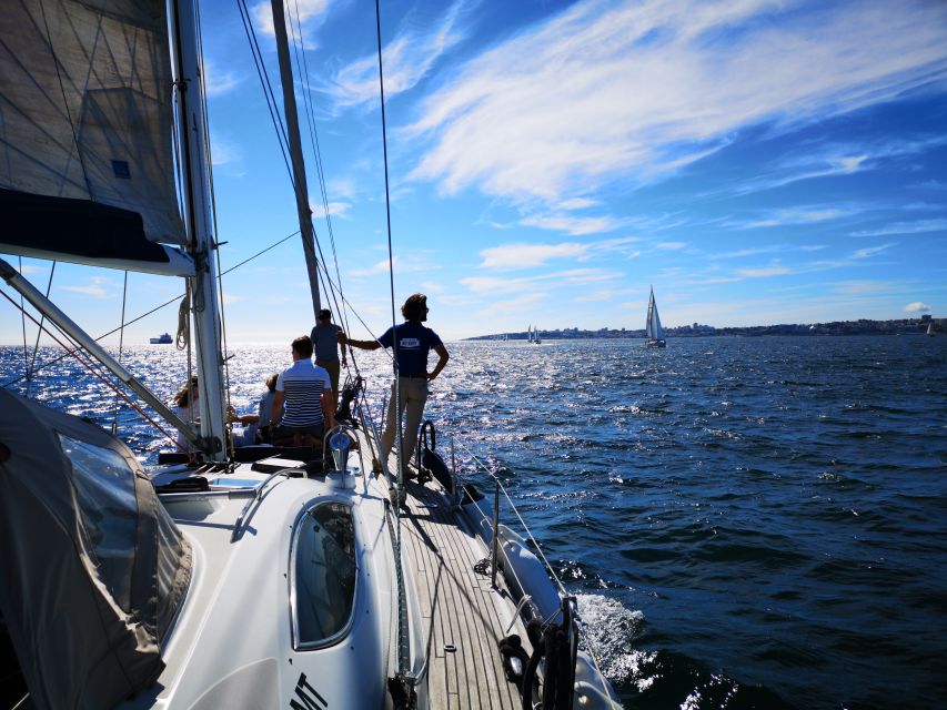 Lisbon: 2-Hour Sailing Yacht Cruise & Guided Tour w/2 drinks - Key things that make this cruise worth your time