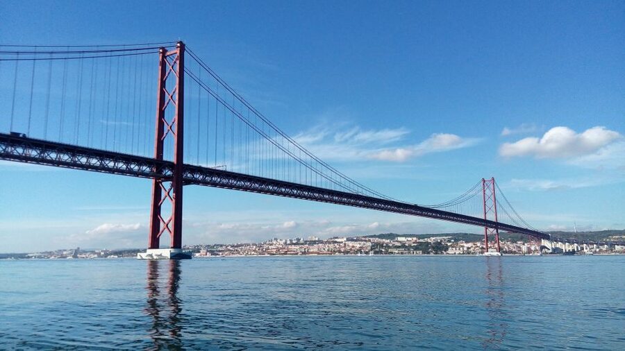 Lisbon: 2-Hour Sailing Yacht Cruise & Guided Tour w/2 drinks - Two drinks on board, and how the onboard vibe actually plays out