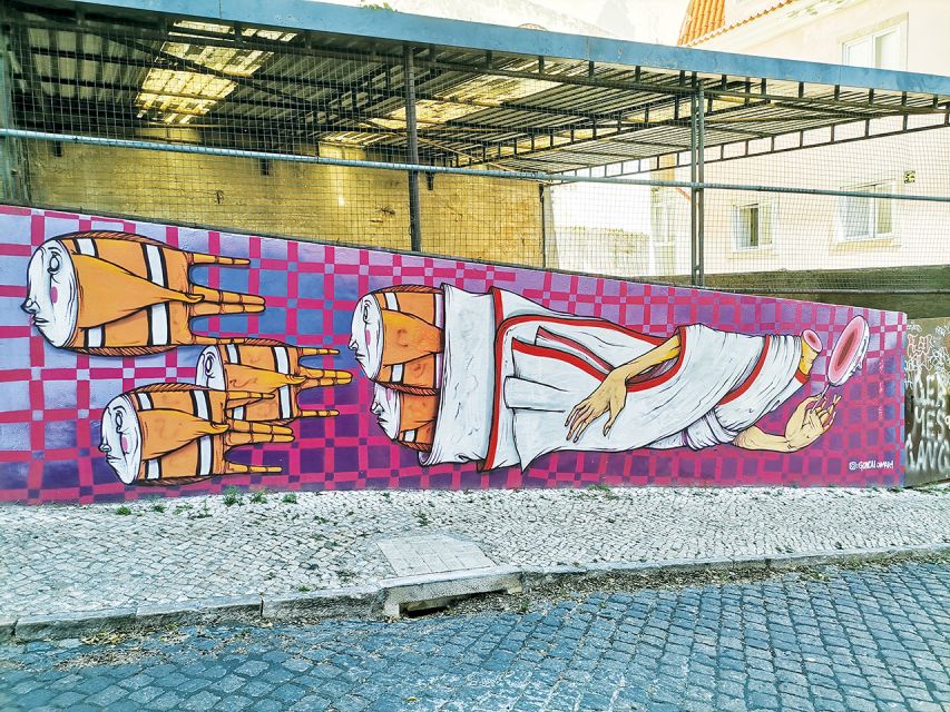 Lisbon: 2-Hour Street Art Photo Tour - Should you book this tour?