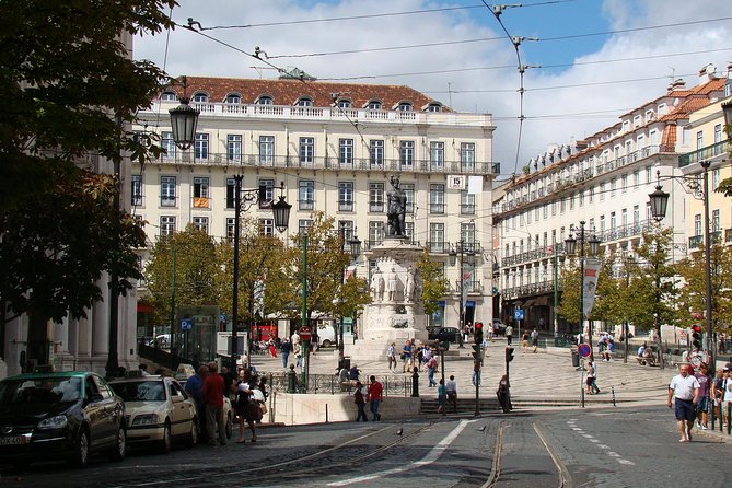 Lisbon 3-Hour Bohemian Walking Tour of Chiado and Bairro Alto - Getting oriented fast: Praça Luís de Camões to Rossio