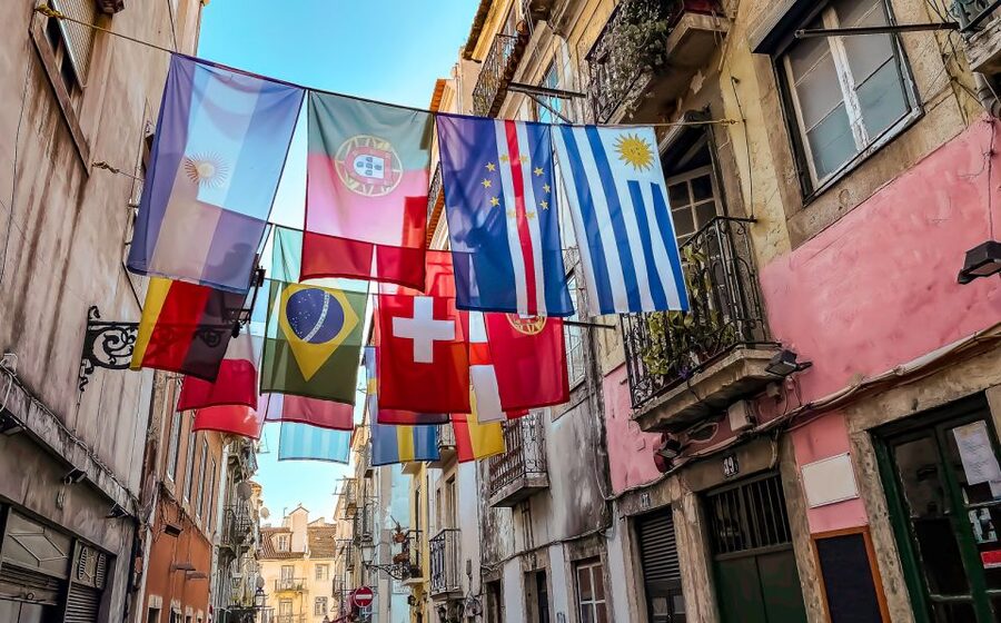Lisbon: 3-Hour Historical Tour - Rossio Square and Praça do Comércio, the Downtown Anchors