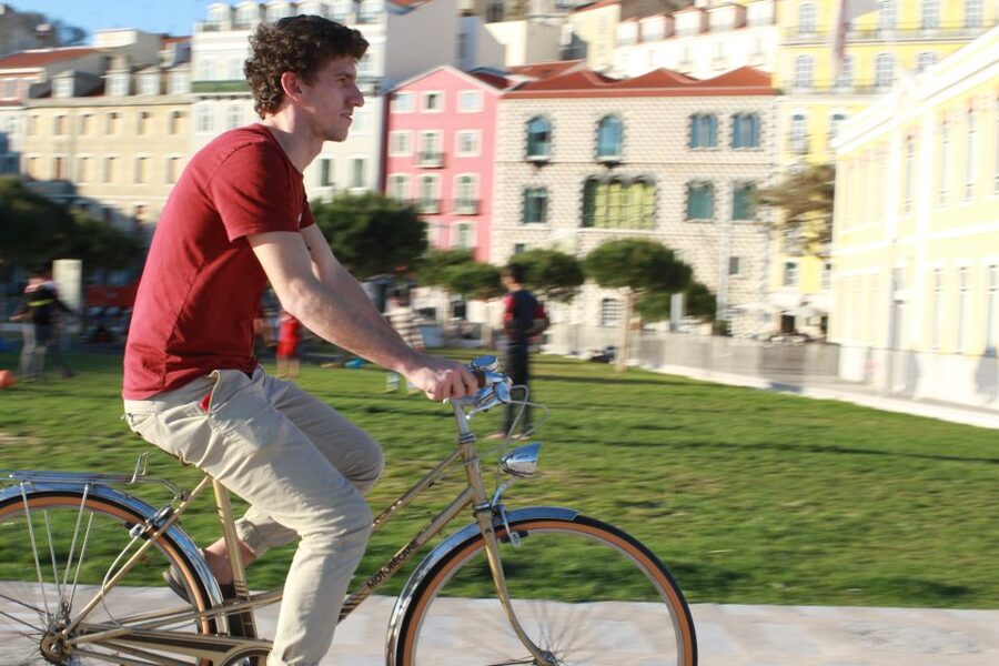 Lisbon: 3-Hour Vintage Bike Tour - Monument to the Discoveries: learning while the city slides by