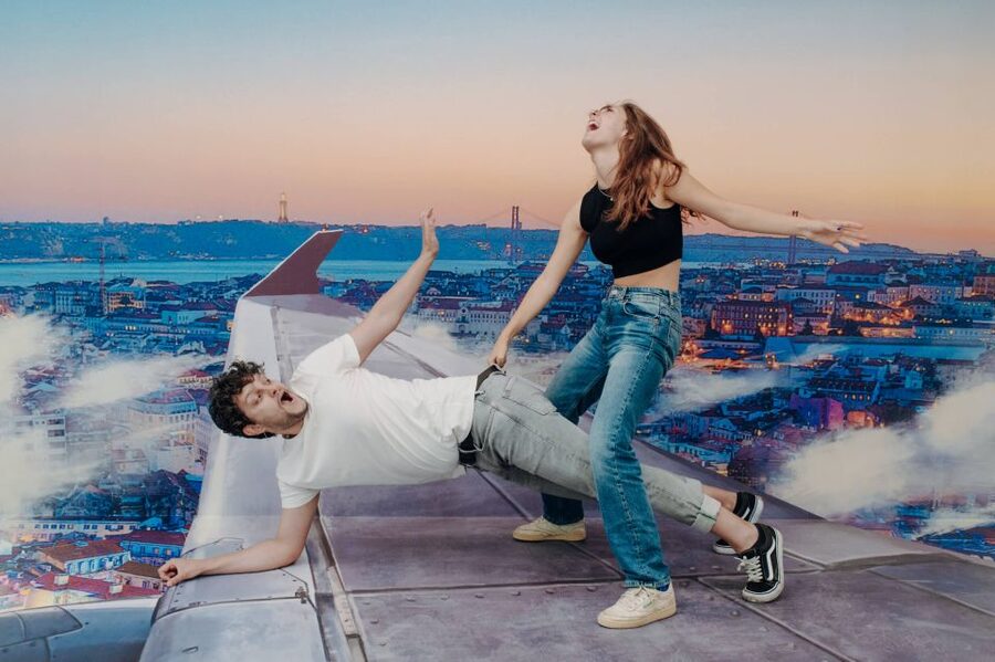 Lisbon: 3D Fun Art Museum Admission Ticket - Confetti Fun and the Optical Illusions That Make People Smile