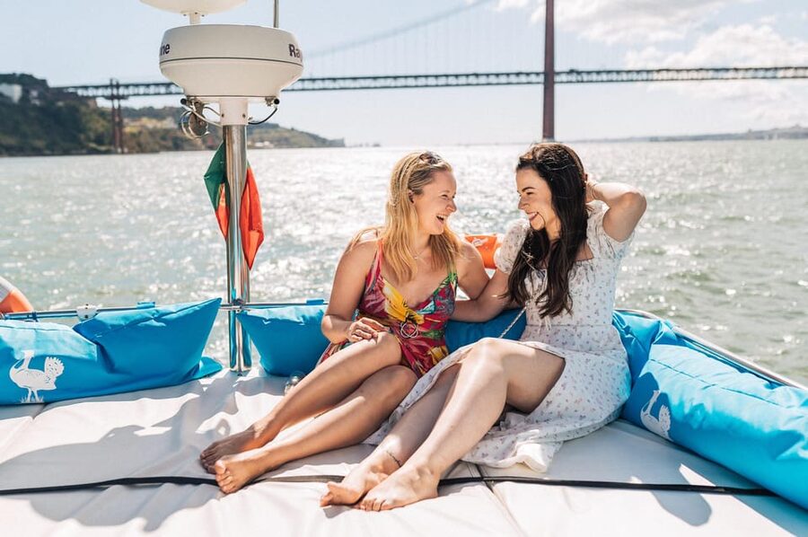 Lisbon: 3H Private Luxury Catamaran Tour with Swimming - Key points to know before you go