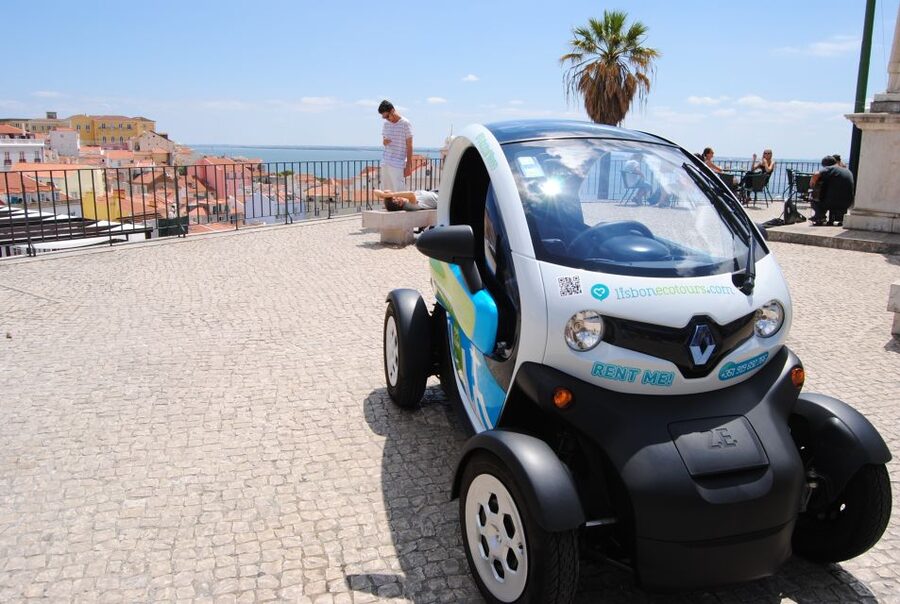 Lisbon 6H Ride in an Electric Car & GPS Audio Guide - Your 6 Hours, Your Pace, and Why the GPS Guide Helps
