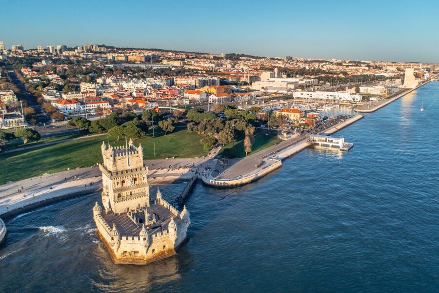 Lisbon: 7 Hills and Belém Tour - Languages, guides, and getting the most out of your time