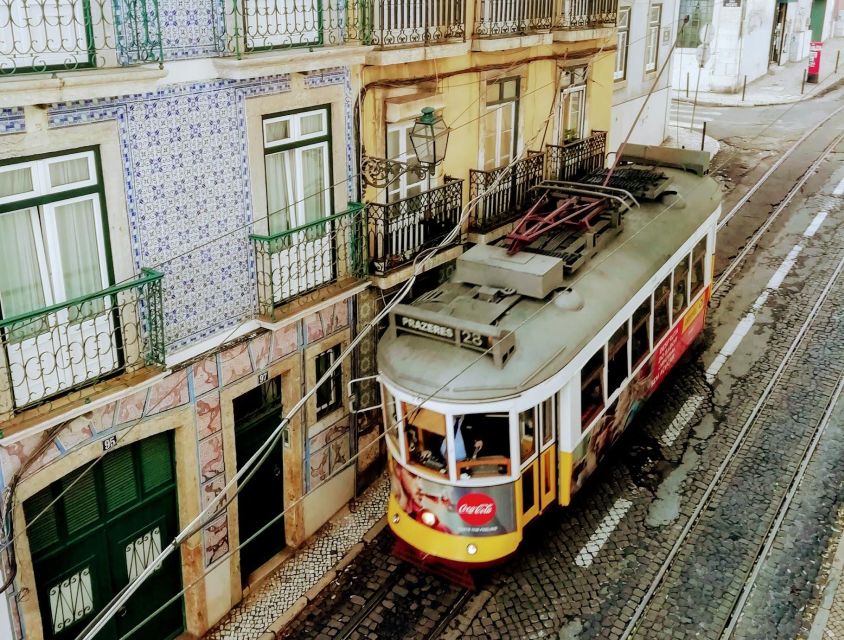 Lisbon: 7 Hills Panoramic Guided Tour by E-Bike - São Pedro de Alcântara, Senhora do Monte, and Graça: The Views You Came For