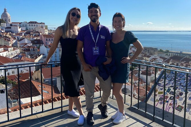 Lisbon 7 Hills Private TukTuk Tour: Best Views & Iconic Landmarks - Praça dos Restauradores, Rossio, and Santa Justa: The Downtown Warm-Up
