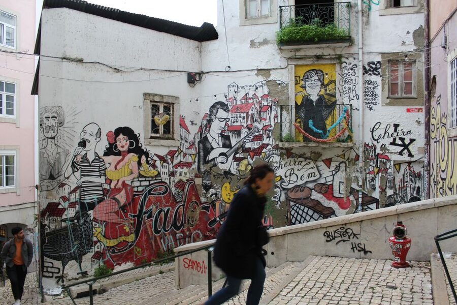 Lisbon: African History and Heritage Walking Tour - Praça do Comércio: the center of power, trade, and the slave trade