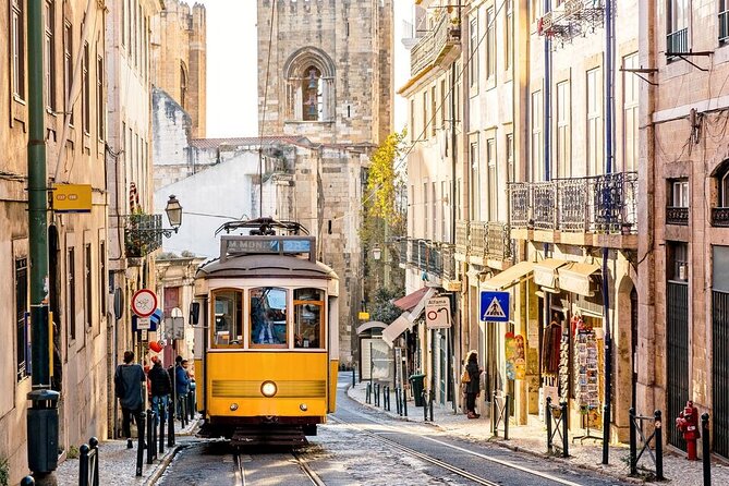 Lisbon Airport (LIS) Private Transfer to Lisbon City/Hotels - The Pickup Location Issue: Why It Happens and How You Avoid It