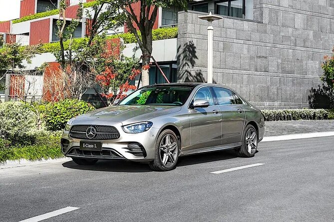 Lisbon Airport (LIS) Private Transfer to Lisbon City/Hotels - The Car, the Driver, and Luggage Rules That Affect Your Comfort