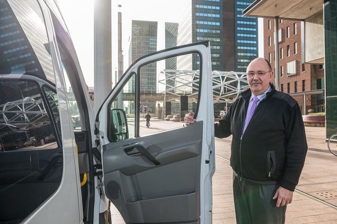 Lisbon Airport Private Arrival Transfer (Airport to Lisbon Hotels or Address) - Vehicle size, luggage rules, and what to pack