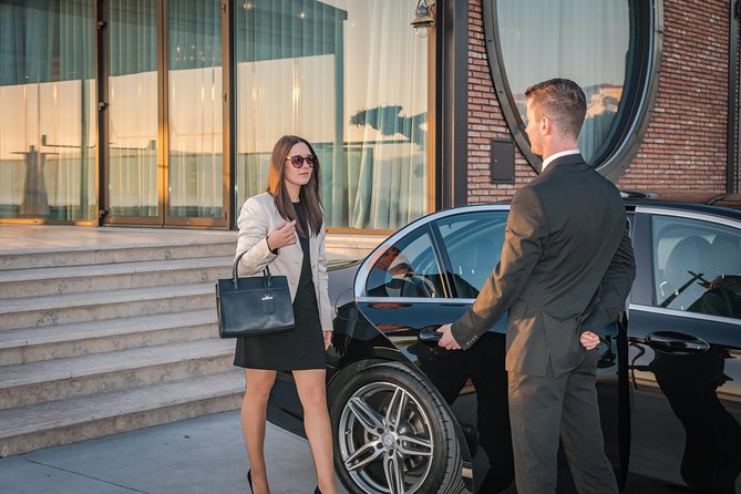 Lisbon Airport Private Transfer – Arrival, Departure or RoundTrip - Price and value: what you are really paying for at $25.83 per person