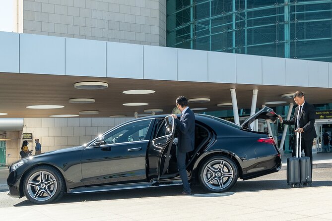 Lisbon Airport Private Transfer to/from Porto - Booking and confirmation: how to set yourself up for easy pickup