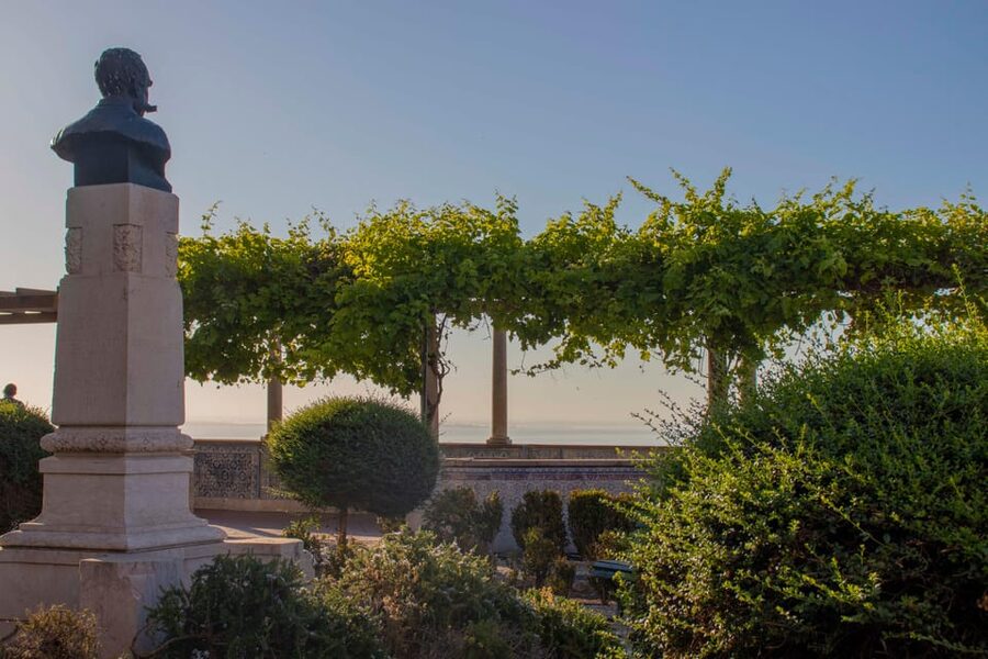 Lisbon: All Viewpoints Tuk-Tuk Tour with a True Local Guide - Penha de França and Jardim do Torel, Where the Tour Crowd Thins