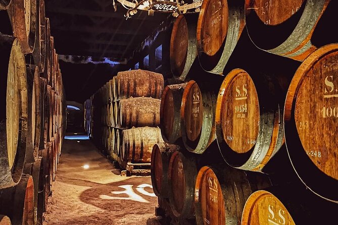 Lisbon: Arrábida & Sesimbra Tour – Wine, Nature & Beaches - Cabo Espichel: sanctuary, lighthouse, and Atlantic views in one stop