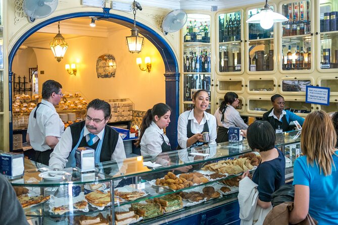 Lisbon at your own pace- Private Guided Historical Tour in Lisbon - A half-day that makes Lisbon click