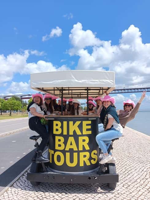 Lisbon: Beer Bike Tour with Sangria and Beer - Drinks and music: the party pace is the product