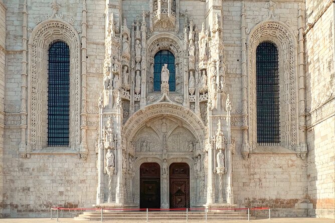 Lisbon (Belém) Scavenger Hunt and Sights Self-Guided Tour - Price and value: $9.30 per person for an active Belém experience