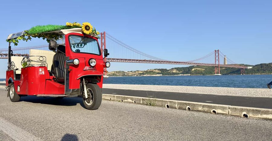 Lisbon: Belém, Sightseeing Tour by Tuk-Tuk - From Belém back toward the city: 25 de Abril Bridge and quick city tastes