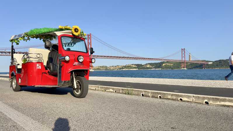 Lisbon: Belém, Sightseeing Tour by Tuk-Tuk - The 15-minute ride that sets up the whole theme
