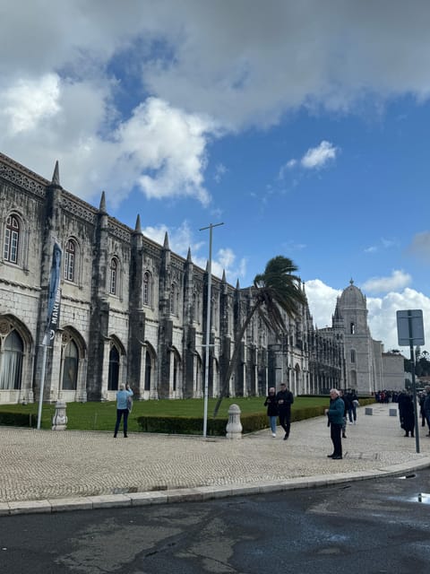 Lisbon: Belem Tour by TukTuk - Pastéis de Belém: A 10-minute stop with real origin