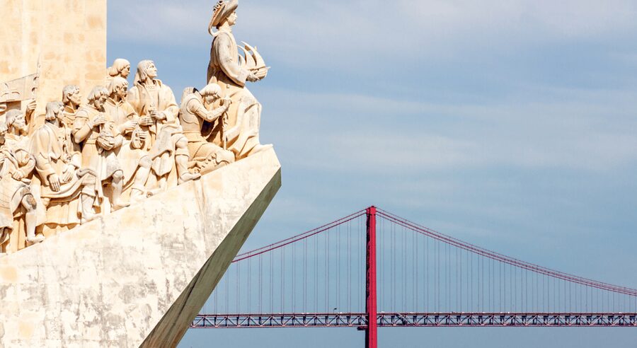 Lisbon: Belem Tour & Jerónimos Monastery Skip-line Ticket - Belem Tower in 40 minutes: the exterior you came for, with a plan