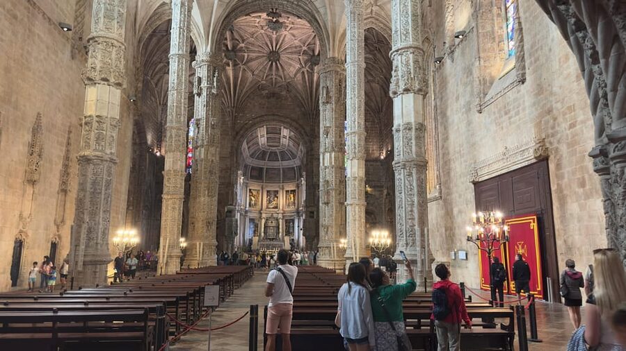Lisbon: Belem Tour with Pastéis at Jerónimos Monastery - Two hours in Belem, and it feels like more